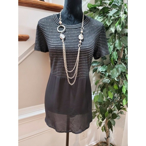 Mossimo Women's Black Striped Rayon Short Sleeve Round Neck Casual Blouse Size L - Picture 2 of 9